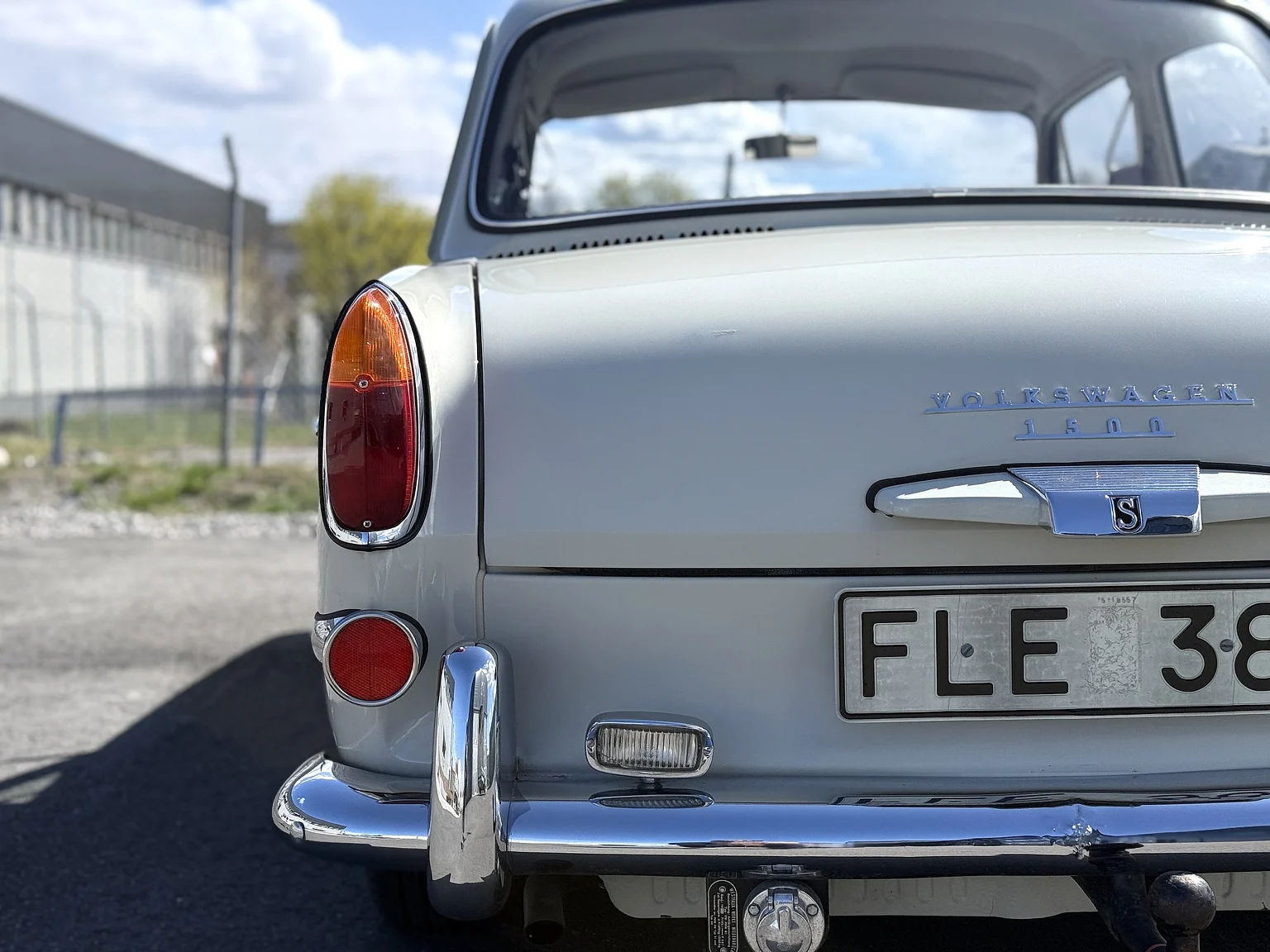 Aussenfoto 1965 Volkswagen 1500 Limousine 311 Notchback (22)