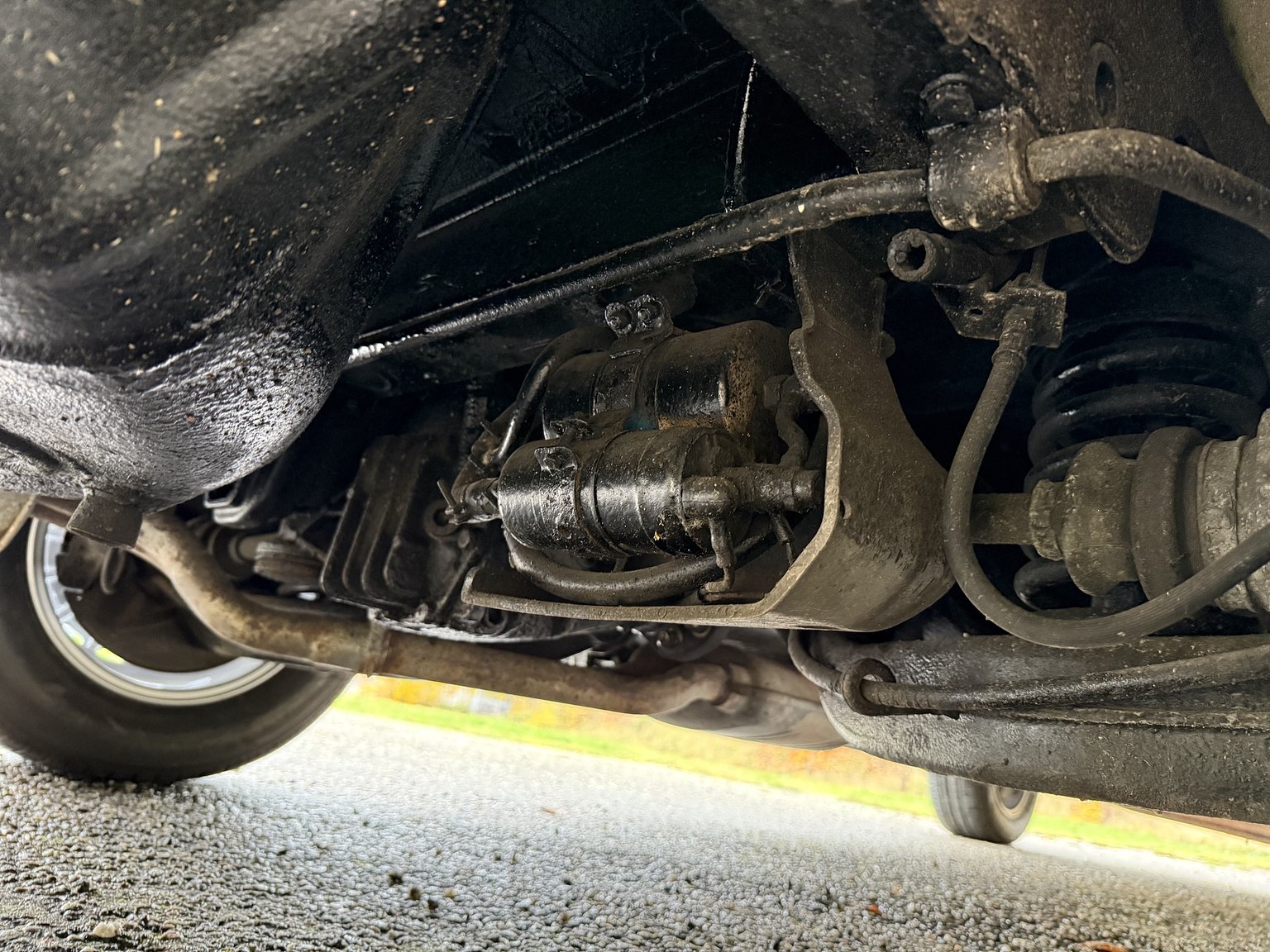 Image of 1987 Mercedes-Benz 300 SE mechanics