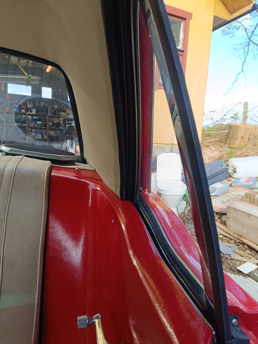 Interior image of 1966 Ford Mustang Hardtop 3.3 