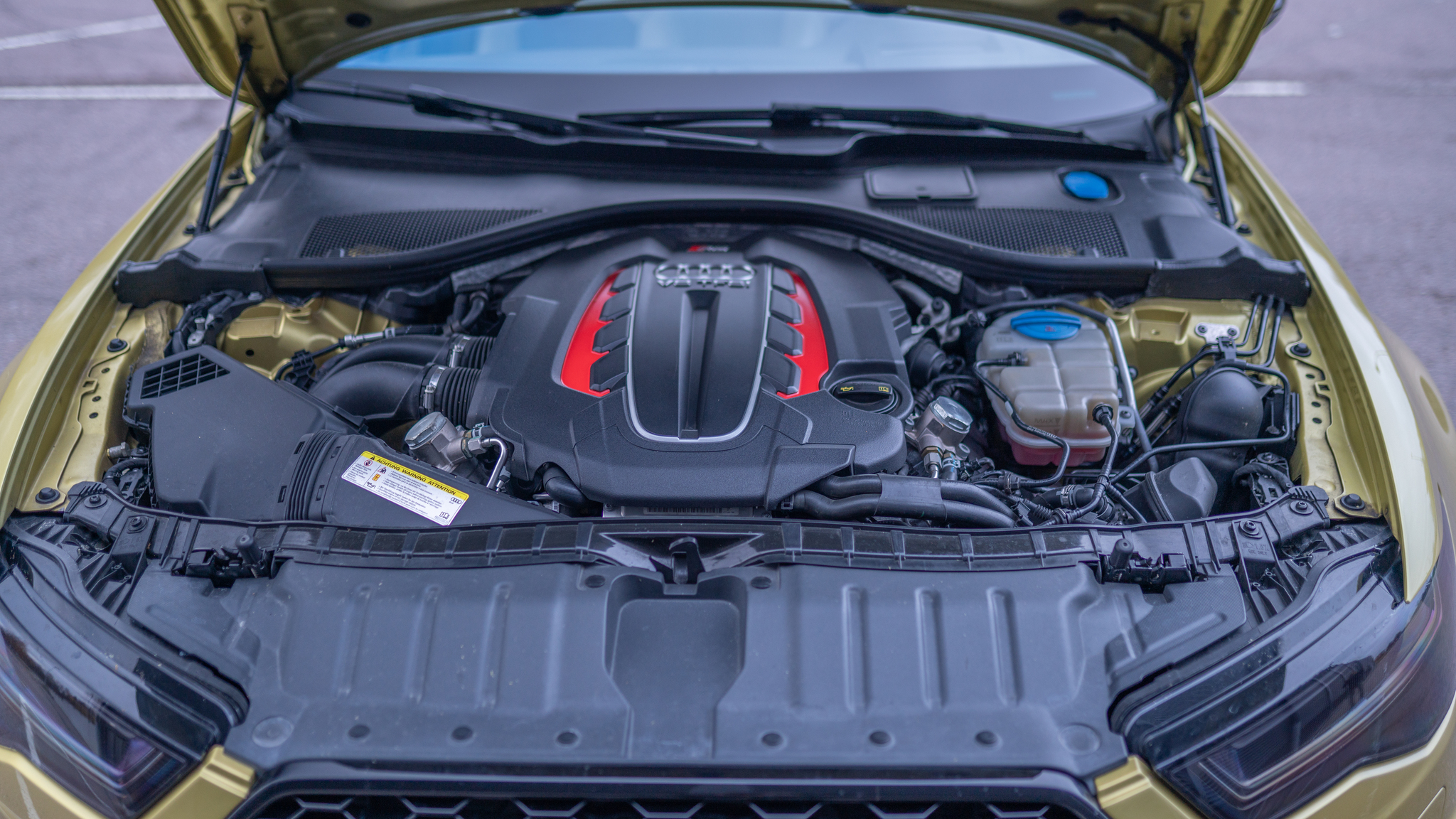 Image of 2016 Audi RS6 Avant Exclusive (9) mechanics