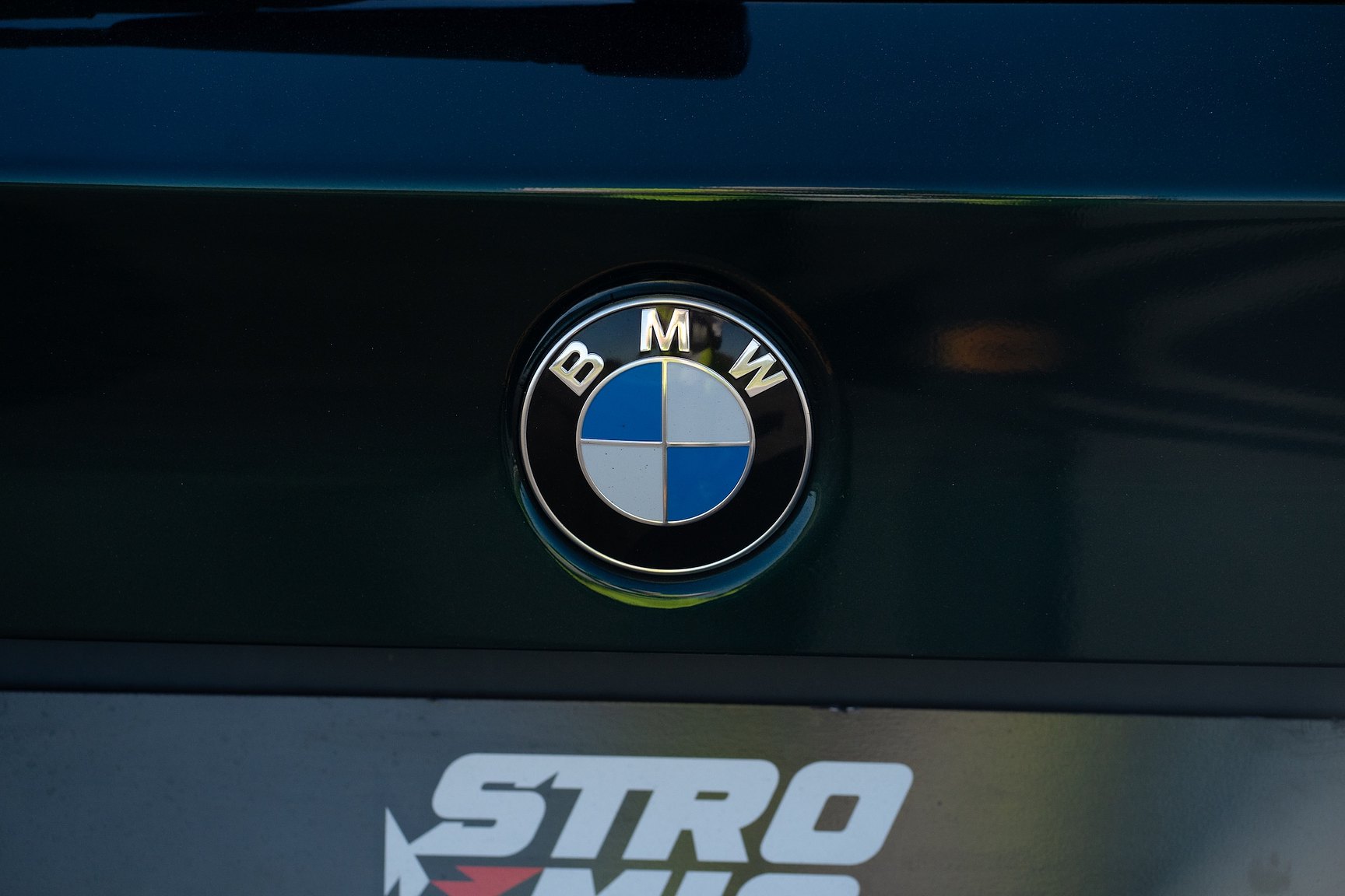 Exterior image of 1995 BMW 540i Touring - NO RESERVE (37)