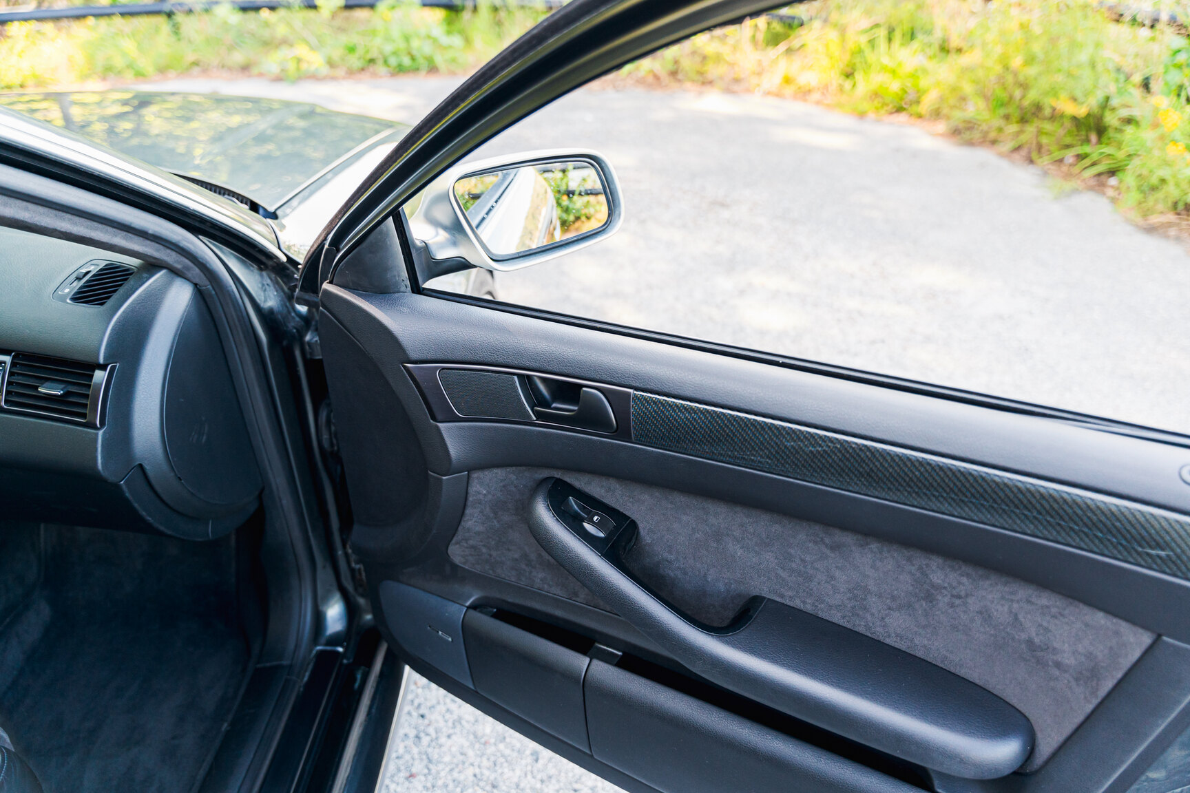 Interior image of 2003  Audi RS6 C5