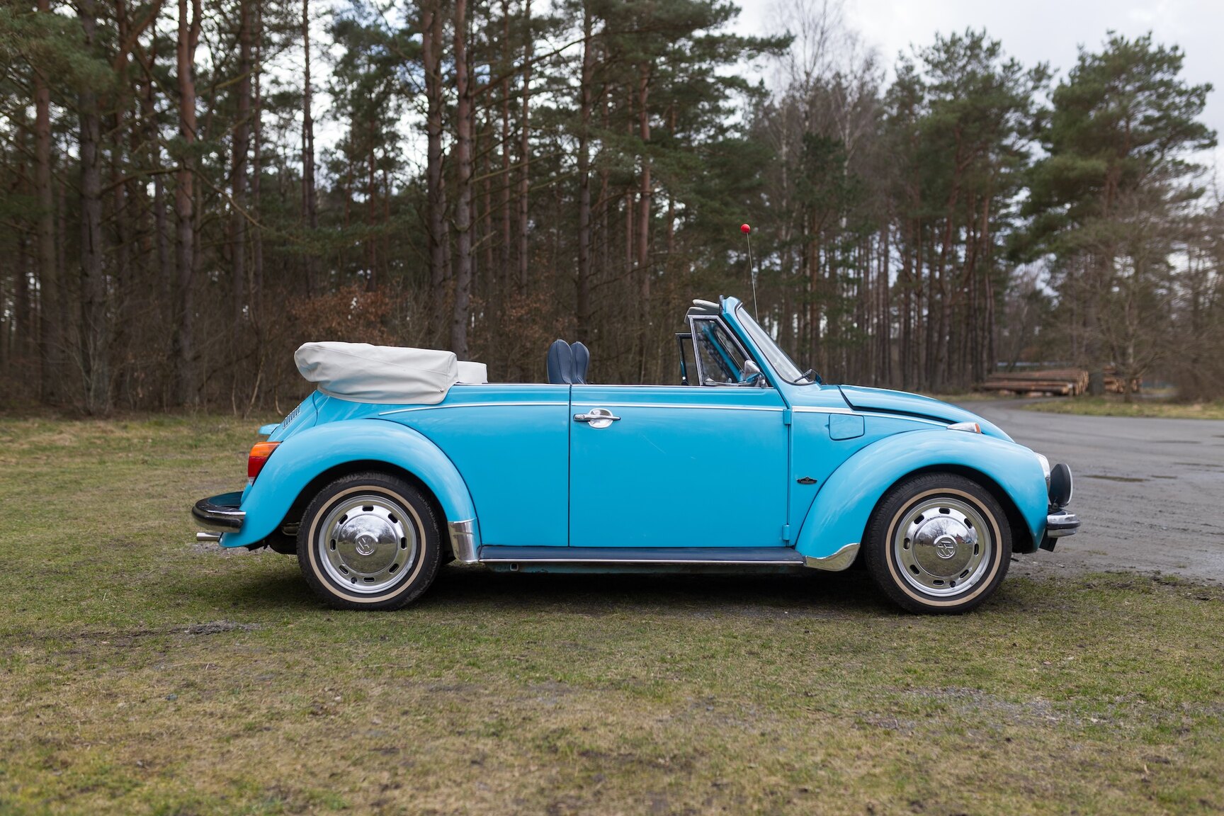 Aussenfoto 1974 VW 1303 LS CAB (11)