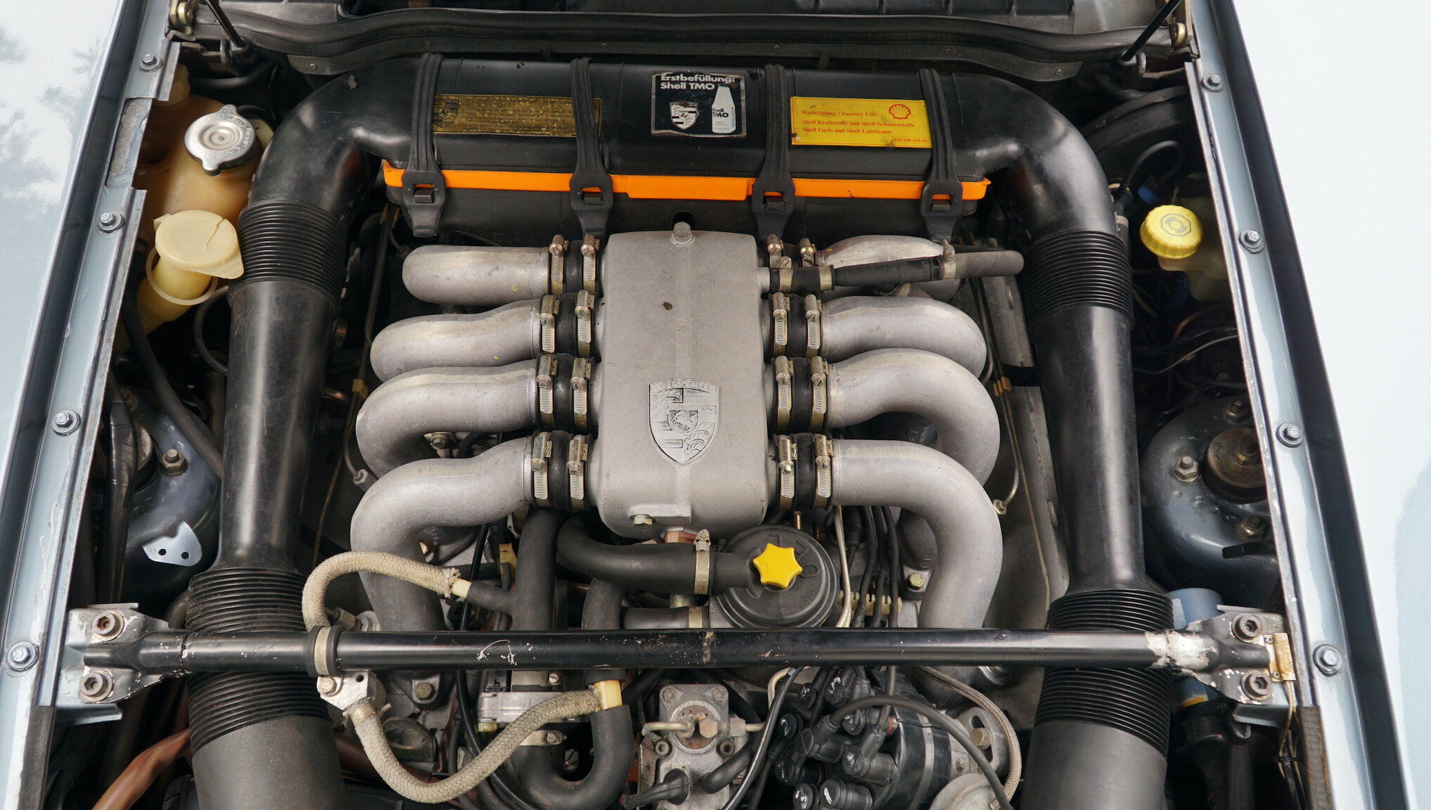 Image of 1983 Porsche 928S (2) mechanics