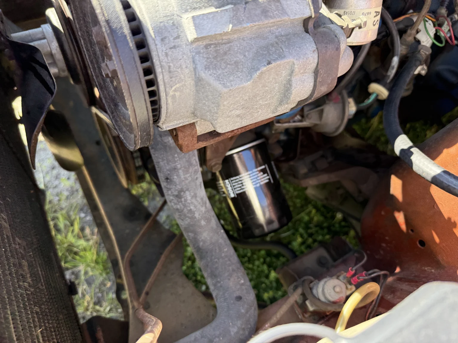 Image of 1975 Mercury Monarch Coupe mechanics (6)