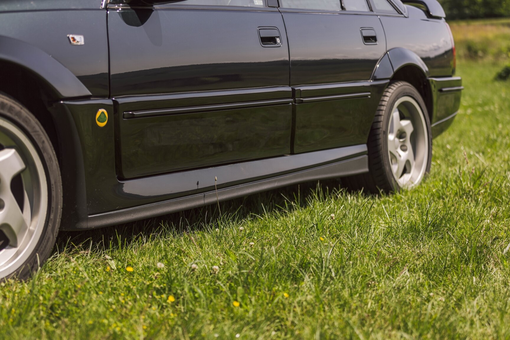 Aussenfoto 1991 Lotus Omega