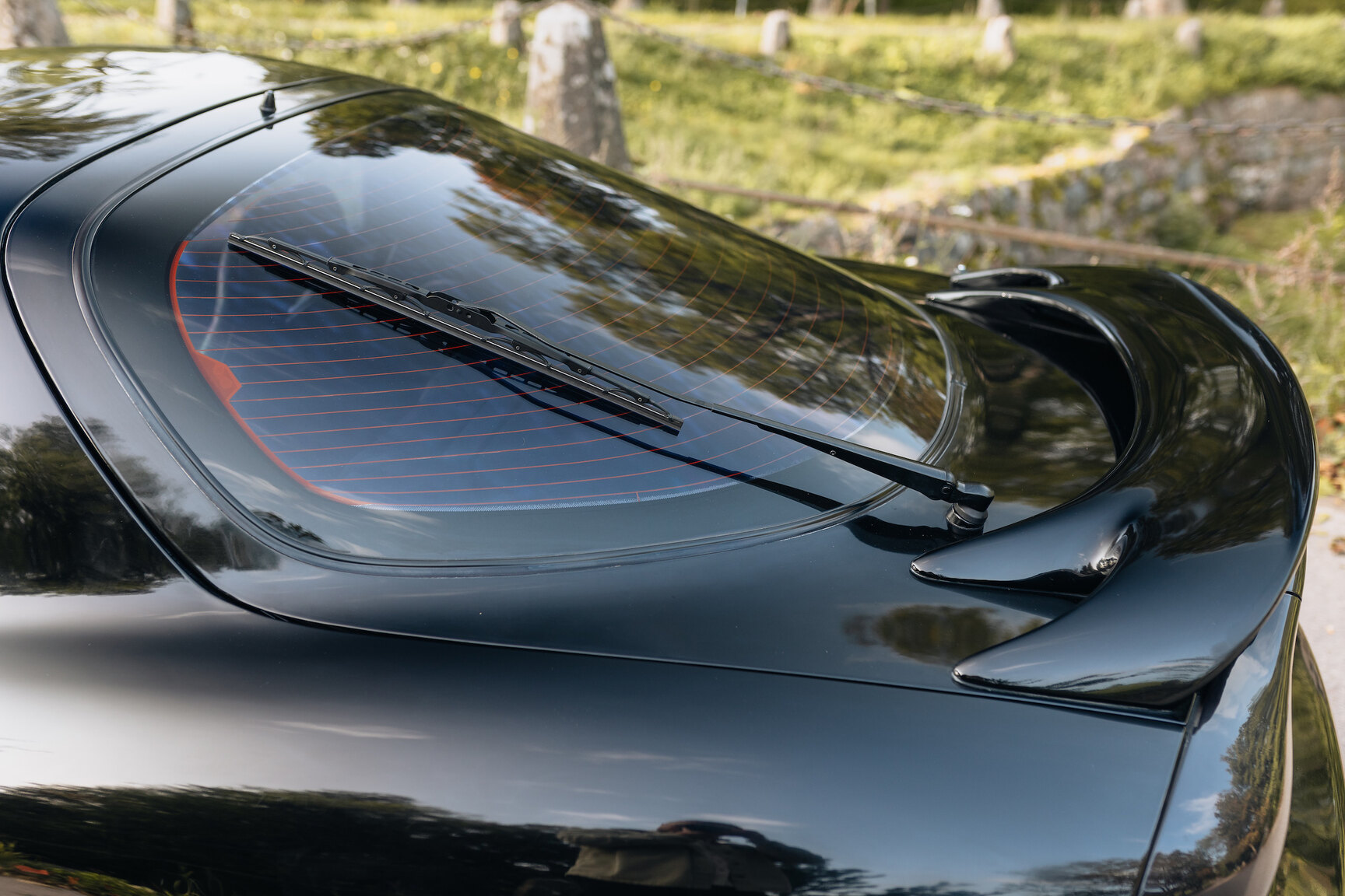 Exterior image of 1994 Mazda RX7 (37)