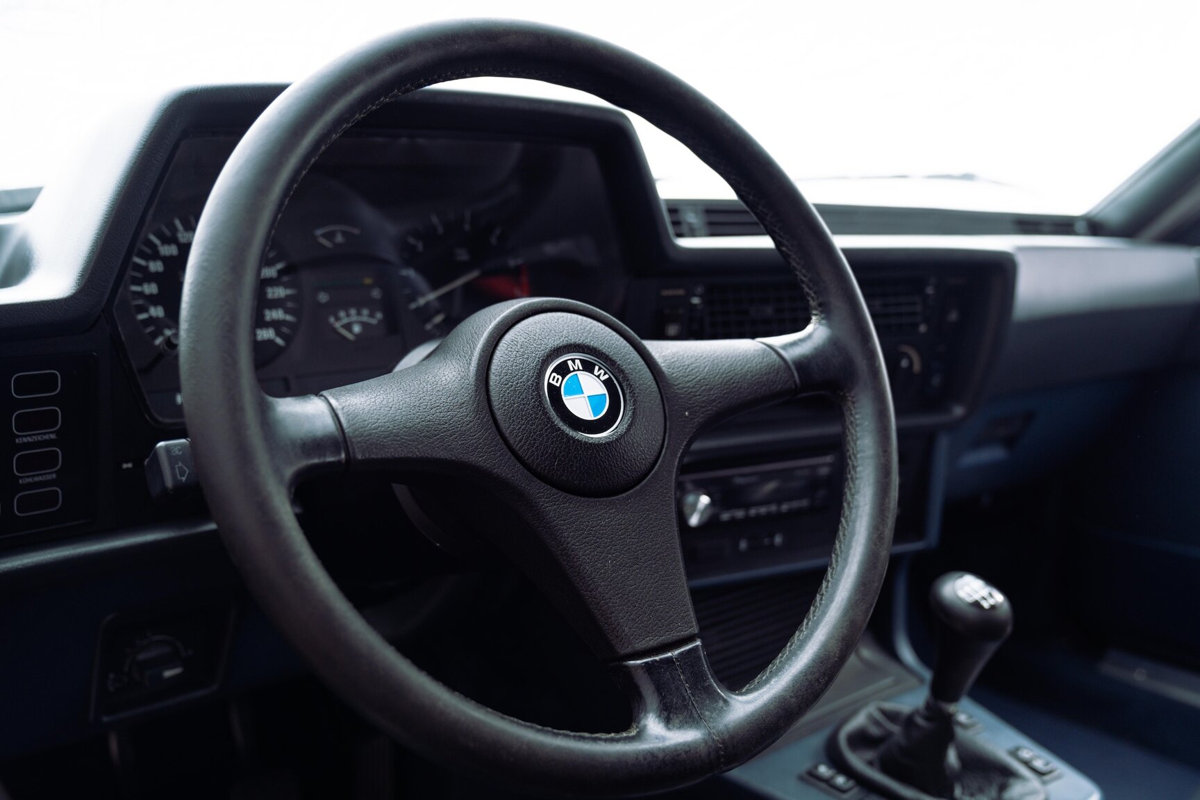 Innenraumfoto von 1986 BMW 635 CSi (7)