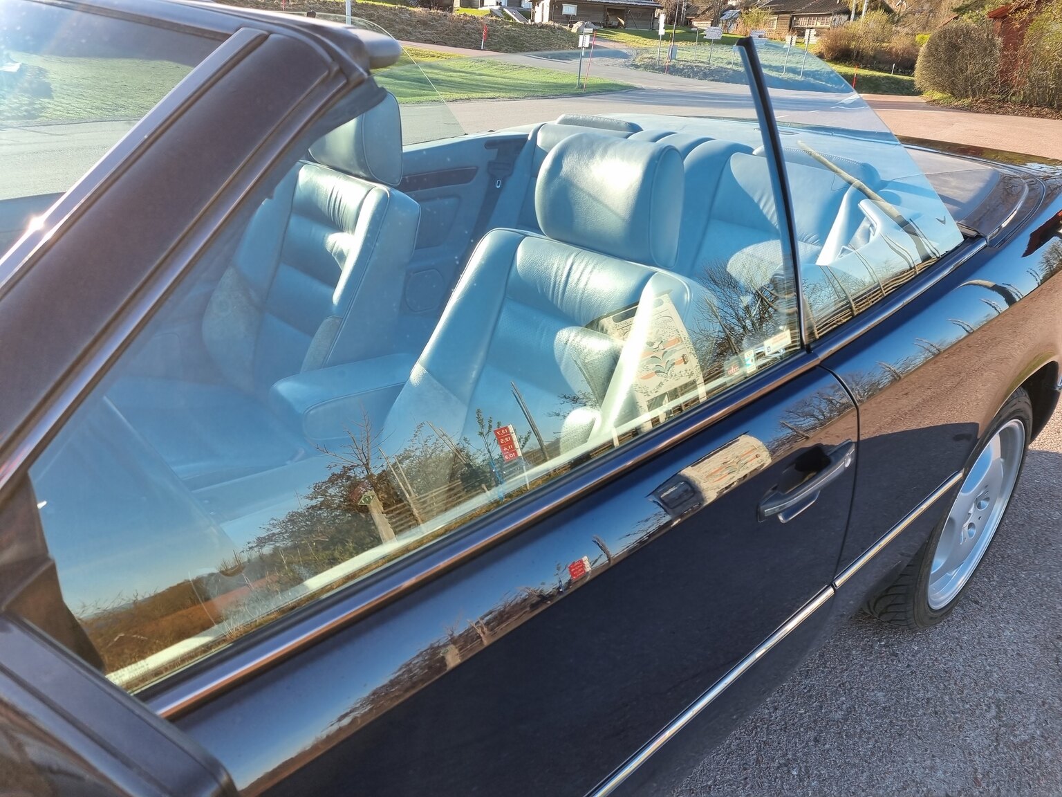 Exteriörbild på 1993 Mercedes-Benz 300 CE Cabriolet