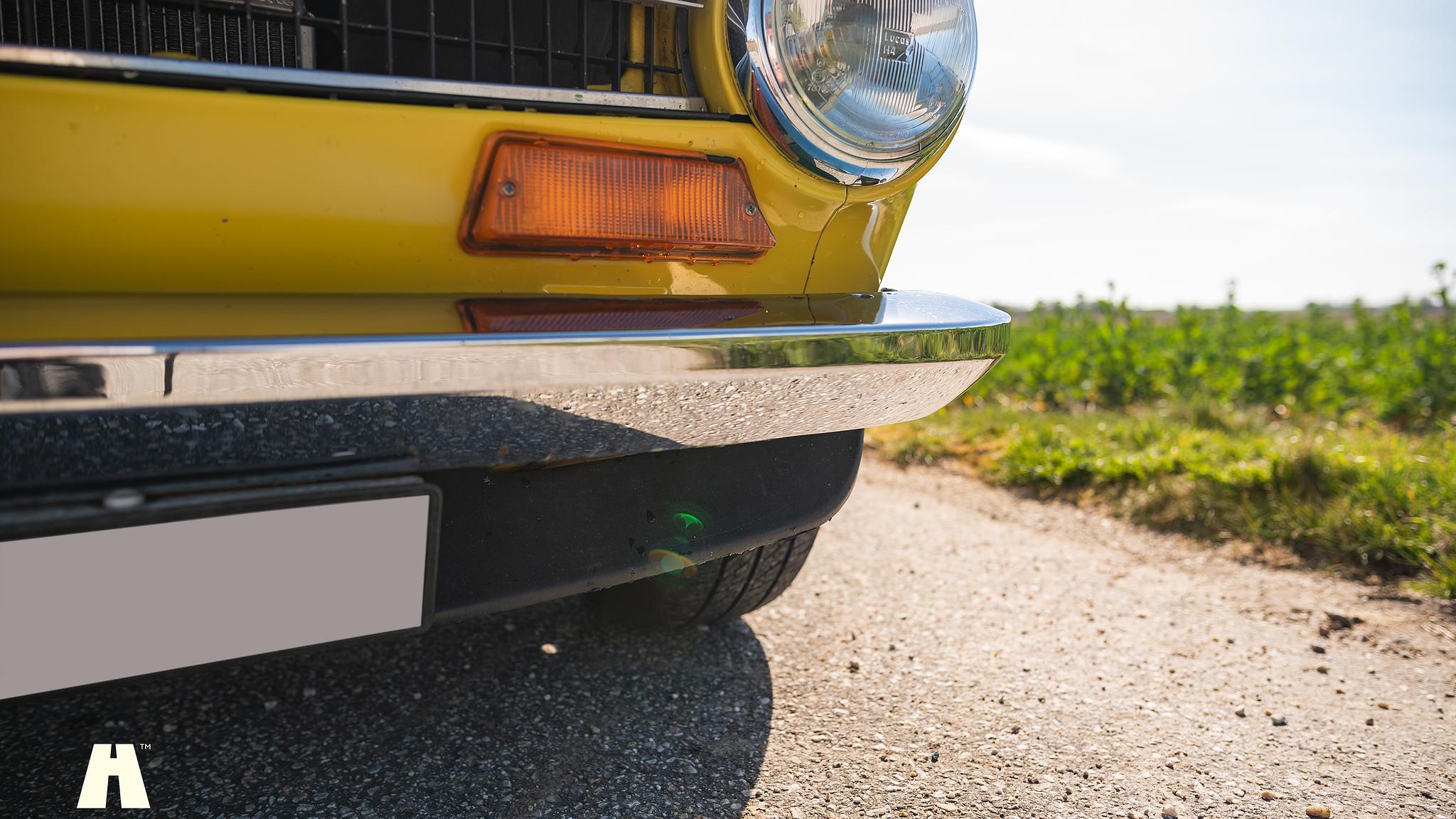 Exterior image of 1974 Triumph TR6 (20)