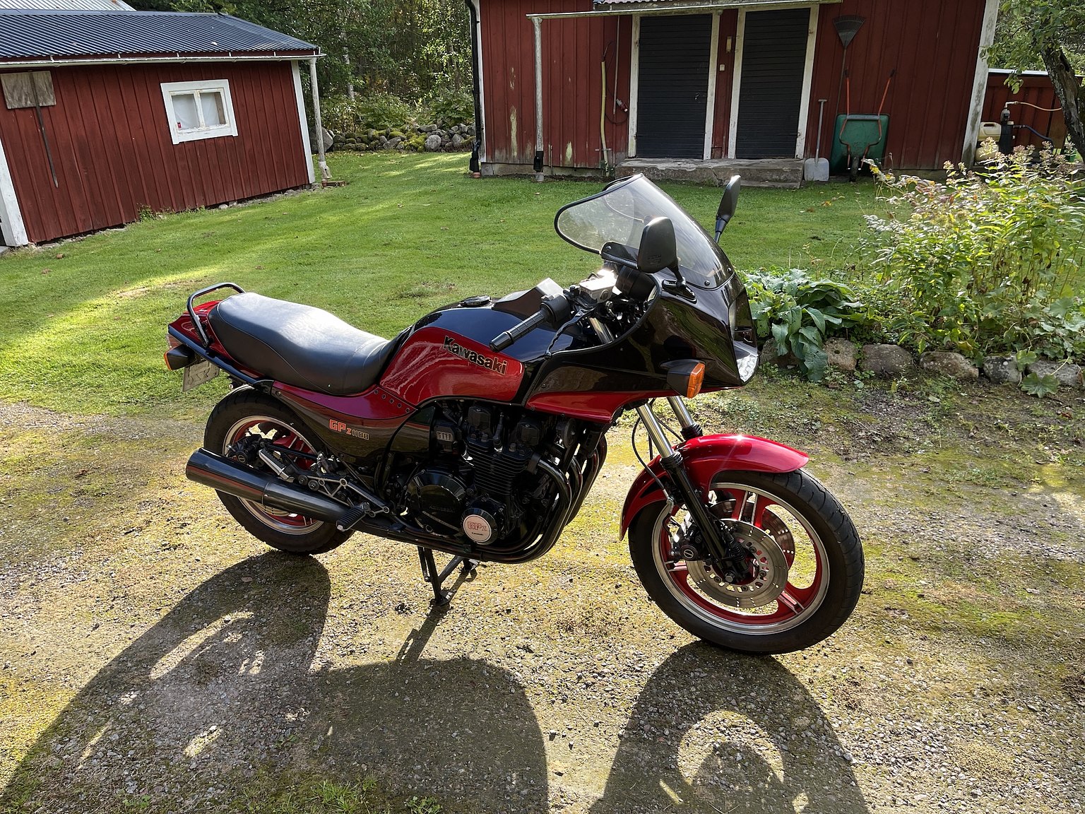 Exteriörbild på 1984 Kawasaki ZX1100 GPZ