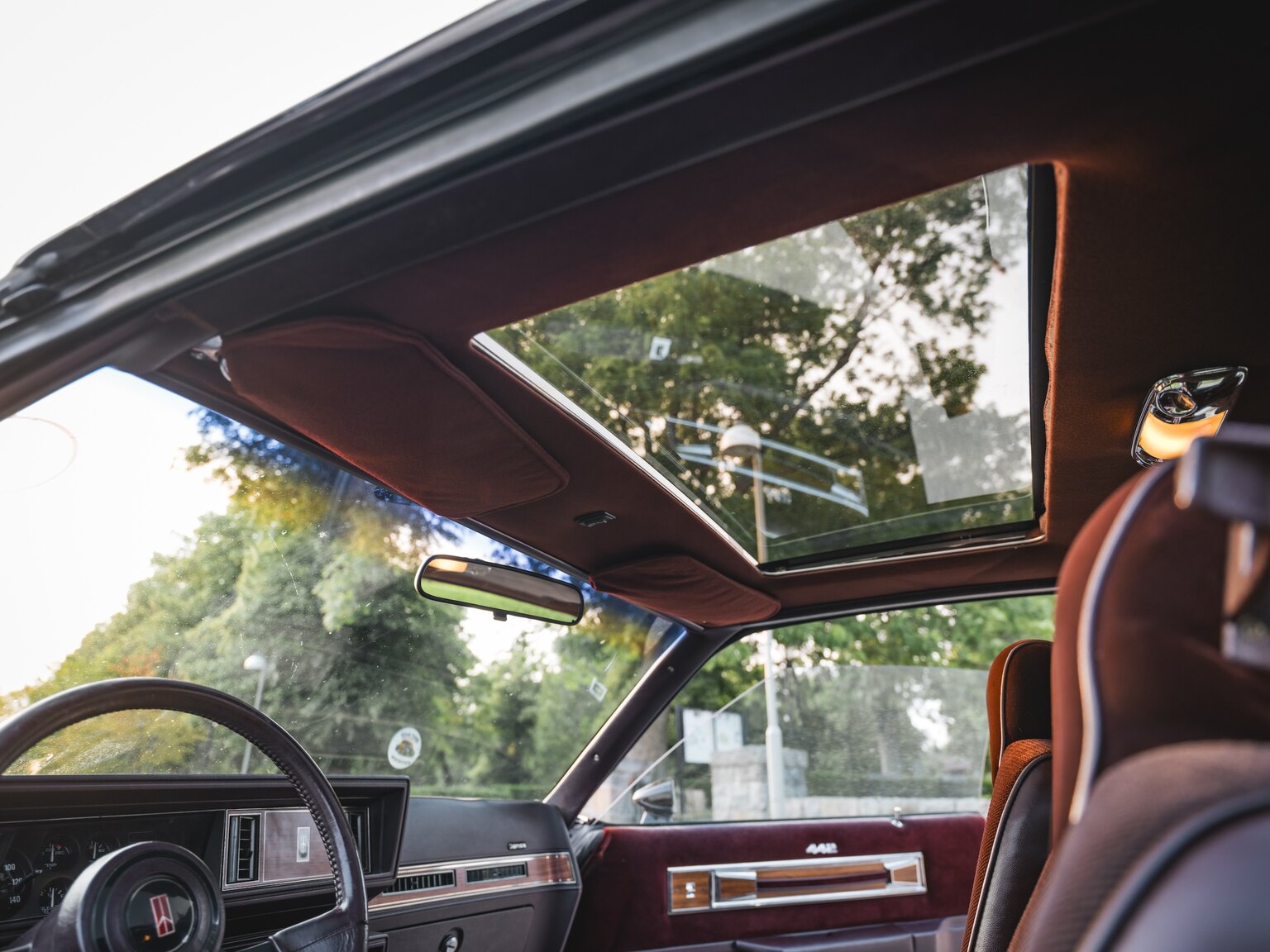 Interior image of 1986 Oldsmobile Cutlass 442