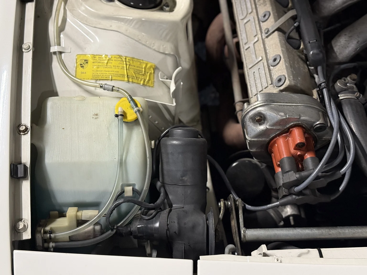 1984 PORSCHE 944 Targa (9), Mekanik