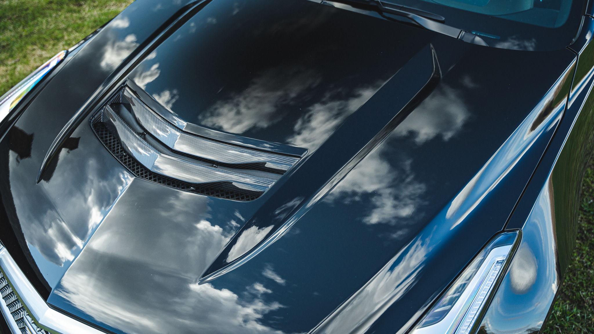 Exterior image of 2016 Cadillac ATS-V (16)