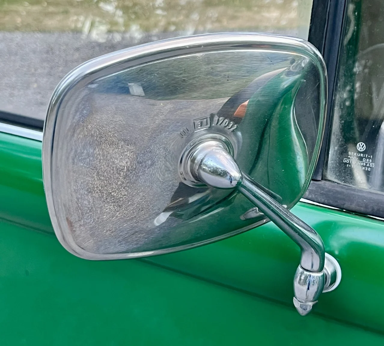 Exterior image of 1974 Volkswagen Transporter T2 (24)