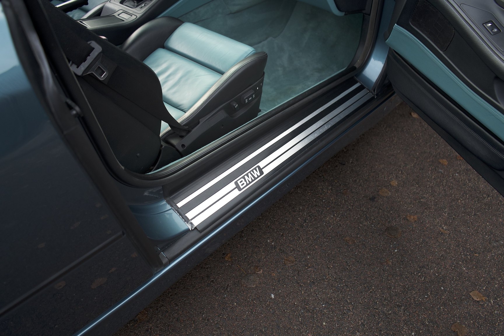 Interiörbild 1992 BMW 850i 6-speed manual - NO RESERVE