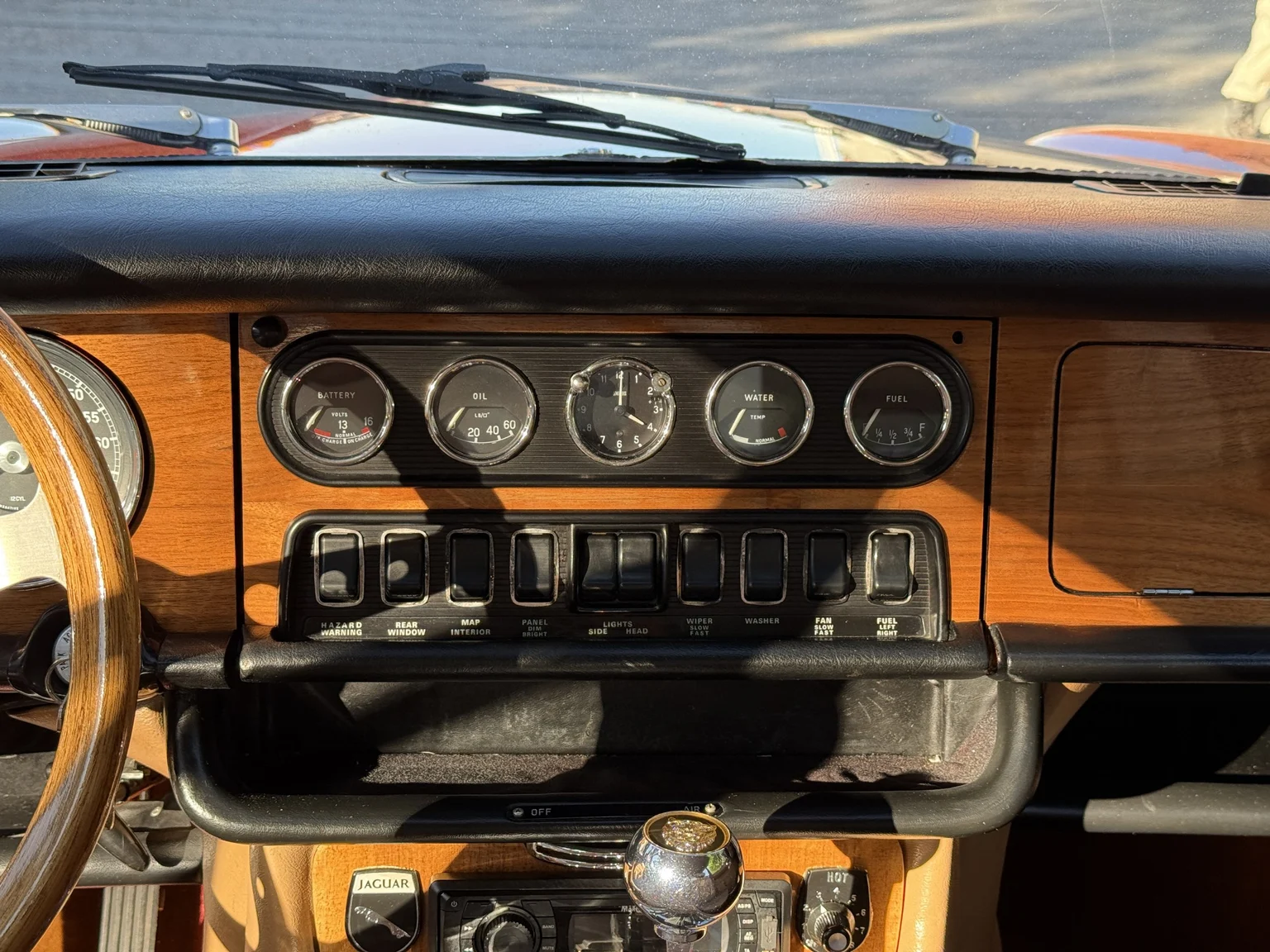 Interiörbild 1970 Jaguar XJ12 Performance (27)