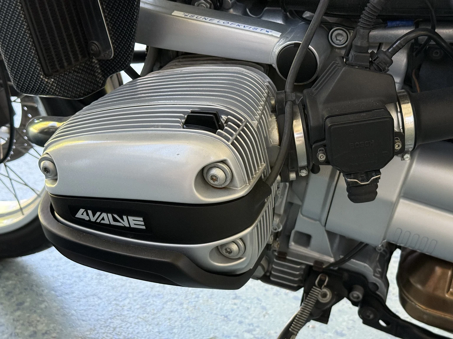 Exterior image of 1999 BMW Motorrad R 1100 R (38)