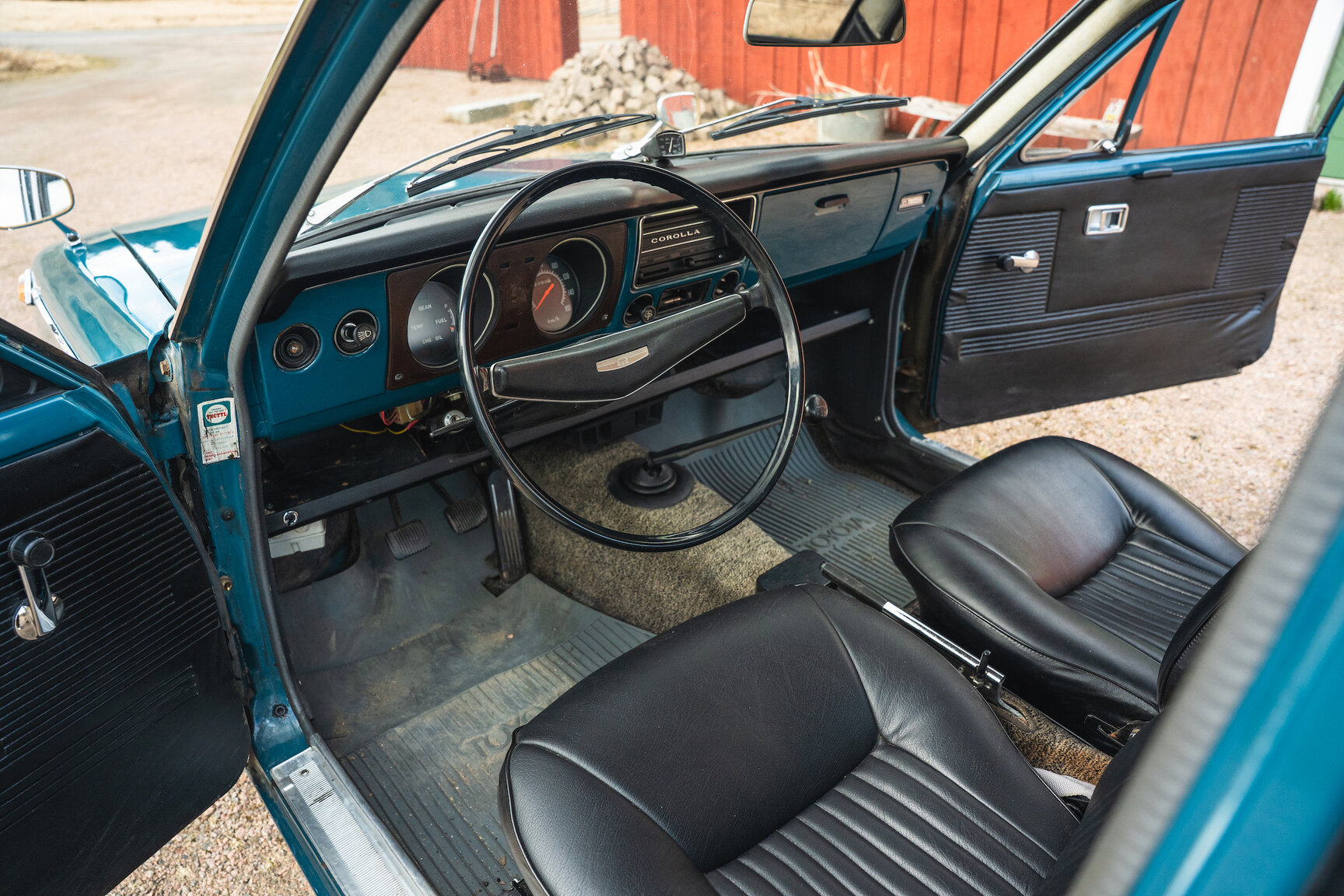 Interior image of 1969 Toyota Corolla Coupé