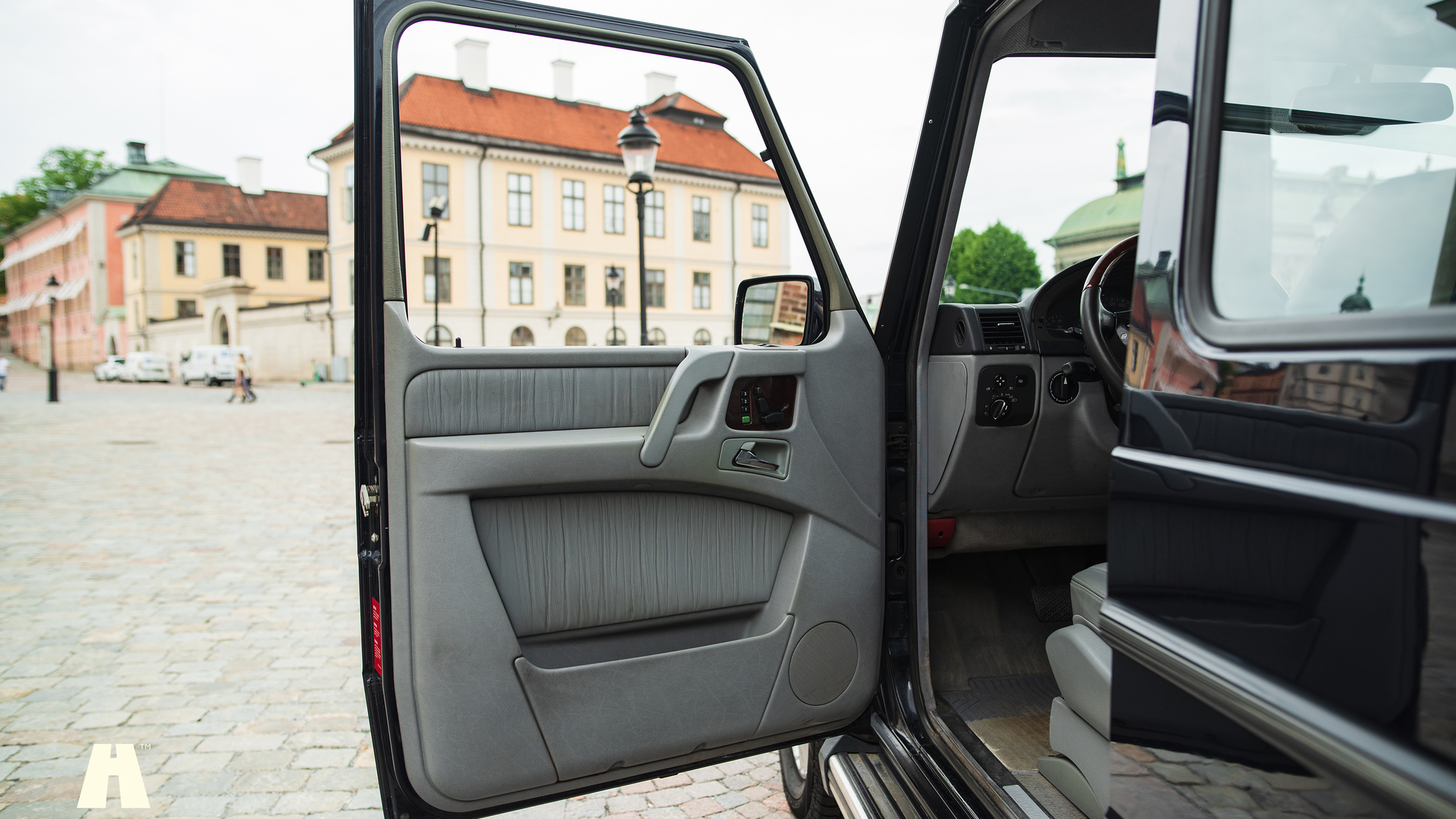 Innenraumfoto von 2004 Mercedes-Benz G400 (KORT)