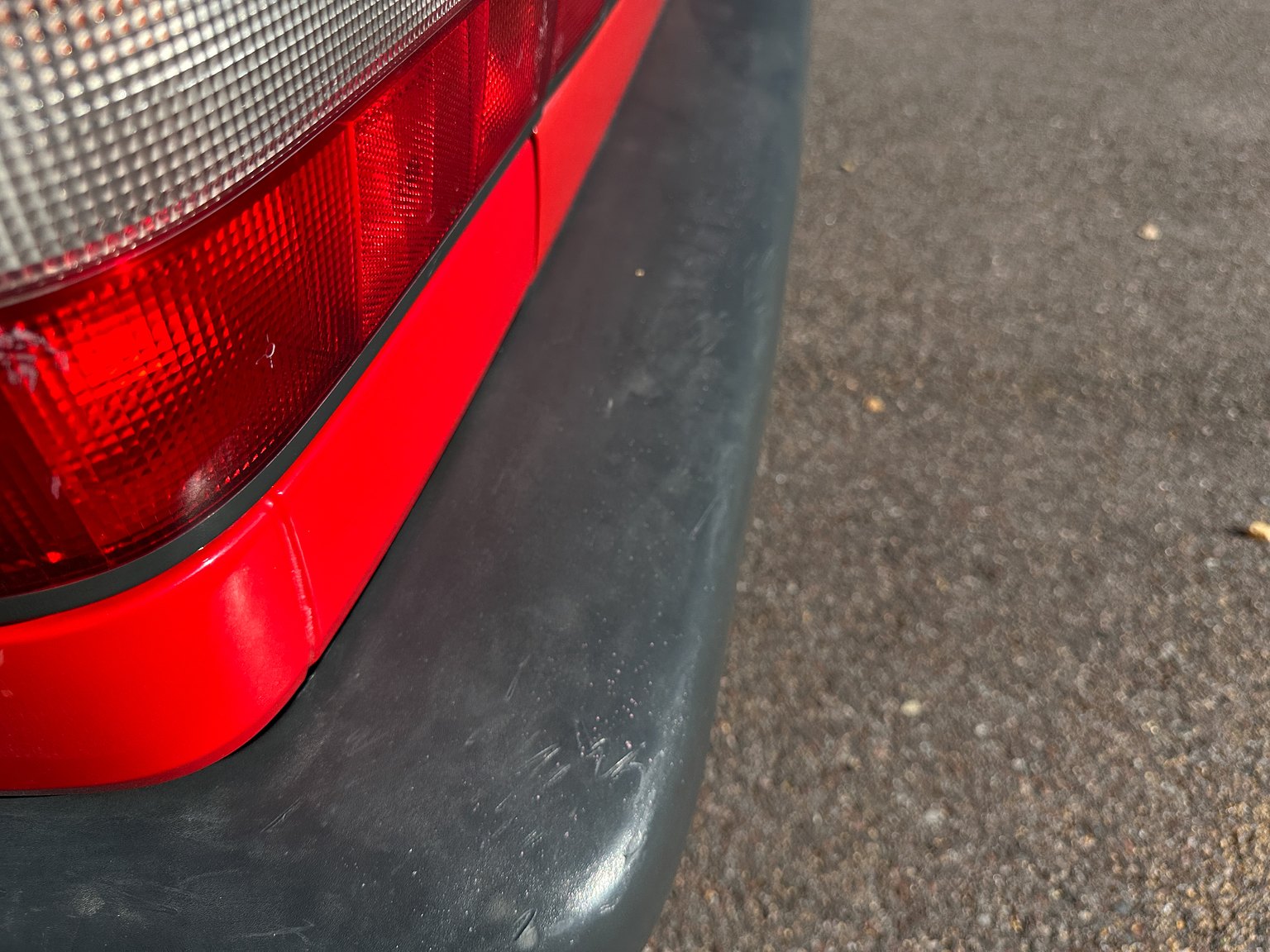 Exterior image of 1996 Volvo 850 R