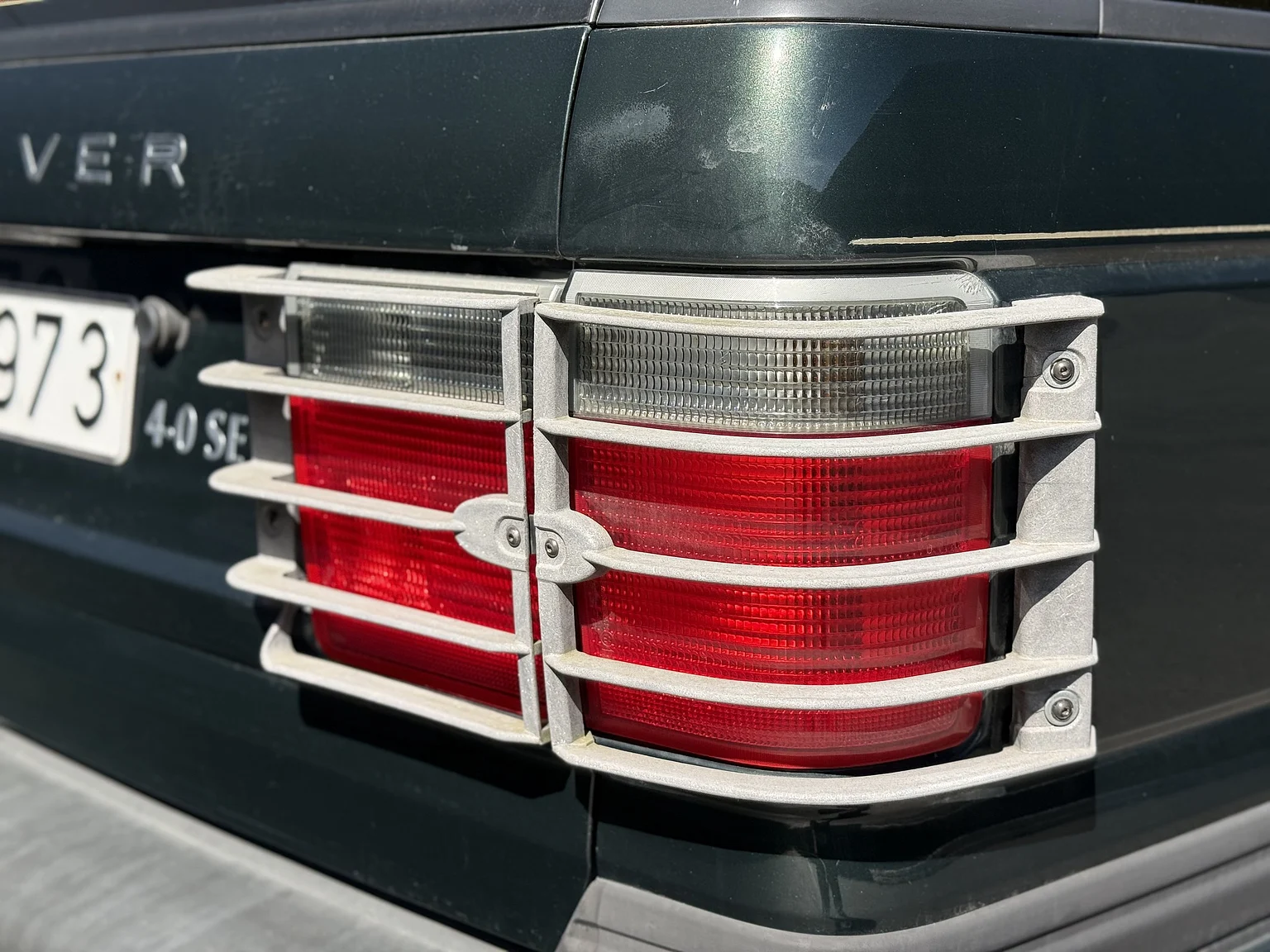 Exterior image of 1998 Land Rover Range Rover P38 (26)