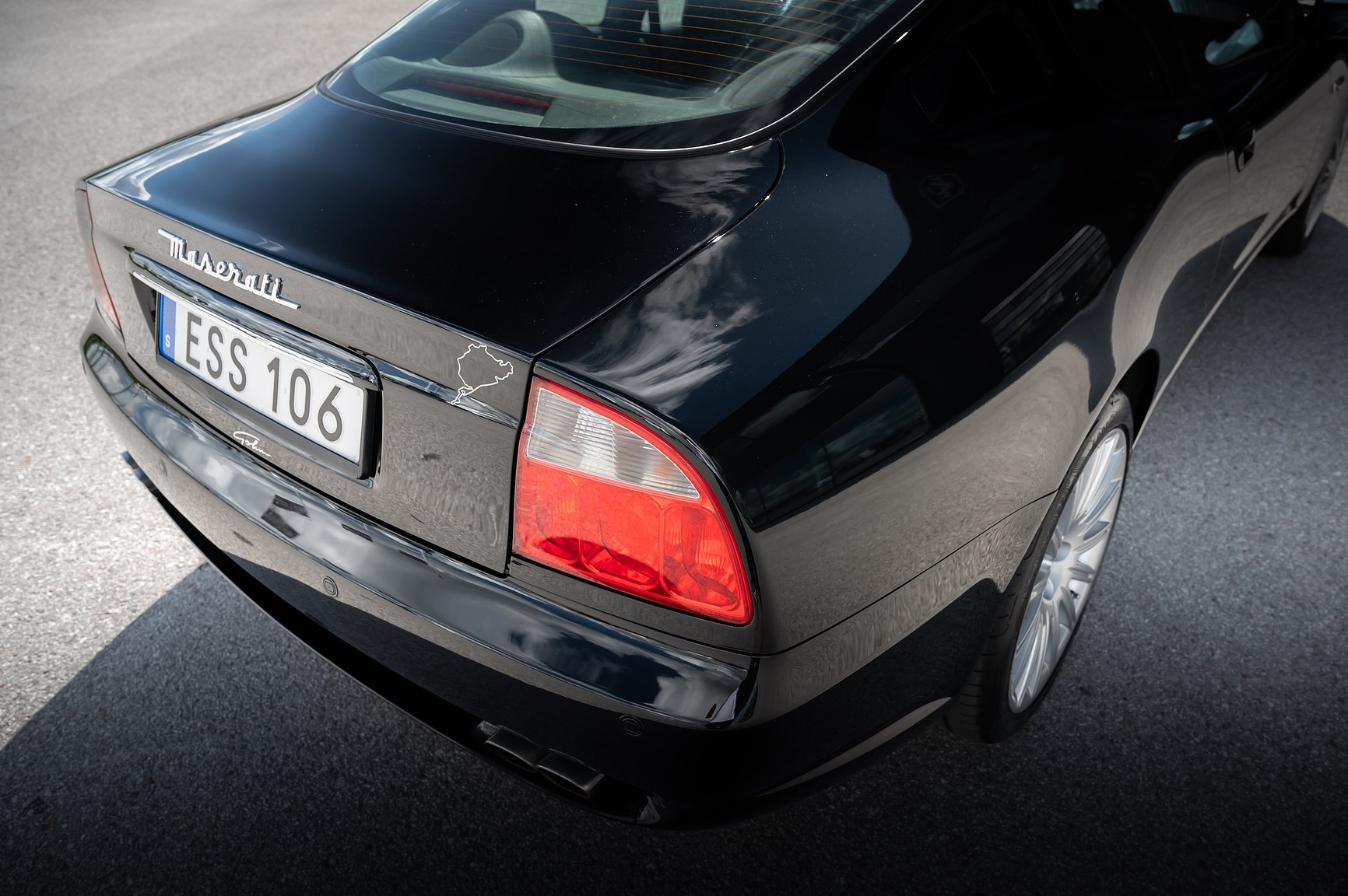 Exterior image of 2004 Maserati Coupé 4.2 V8 Cambiocorsa