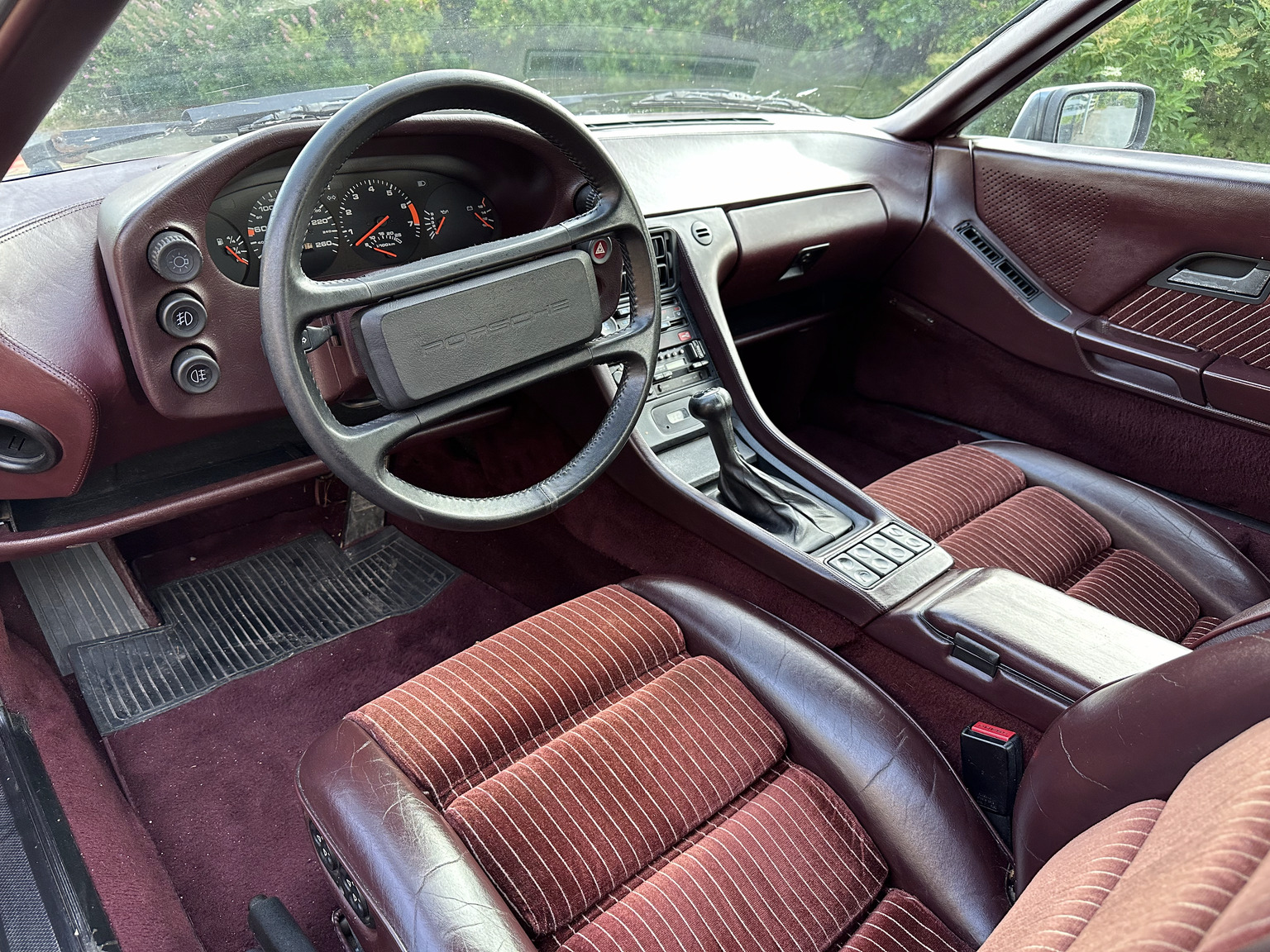 Interiörbild 1985 Porsche 928