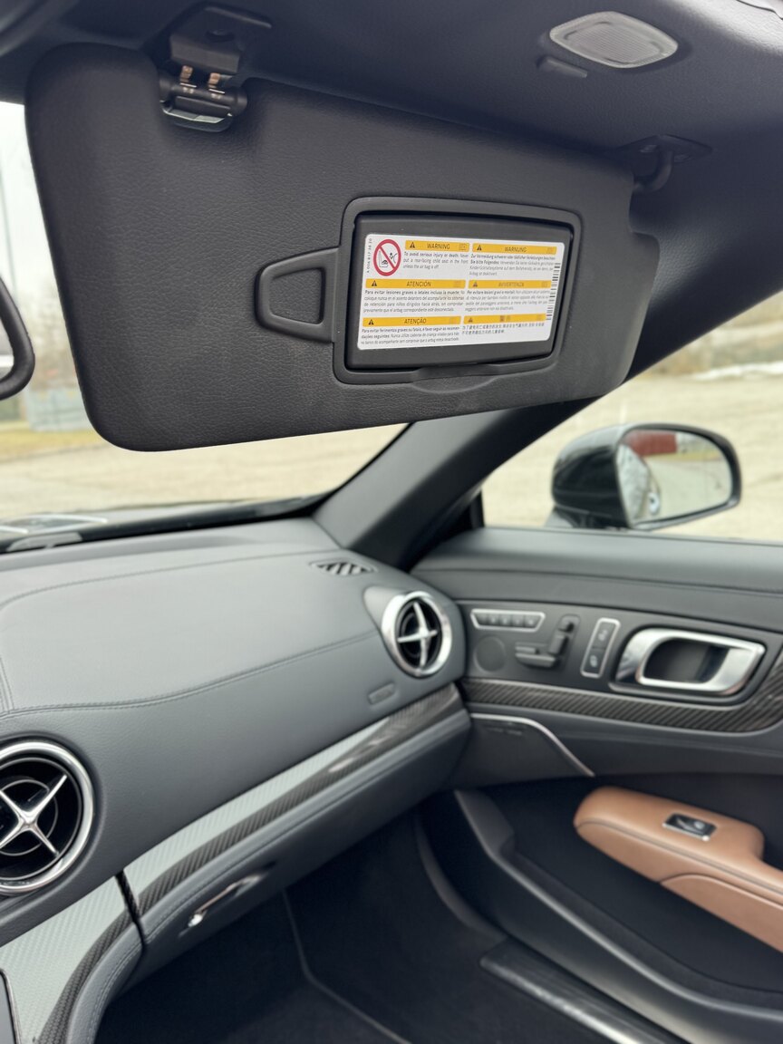 Innenraumfoto von 2013 MERCEDES-BENZ SL 500