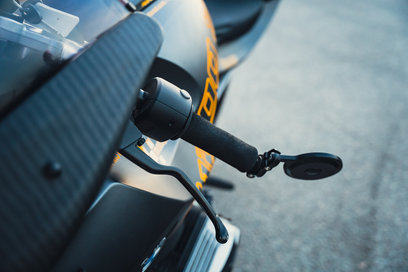 Exteriörbild på 2006 BMW R1200S