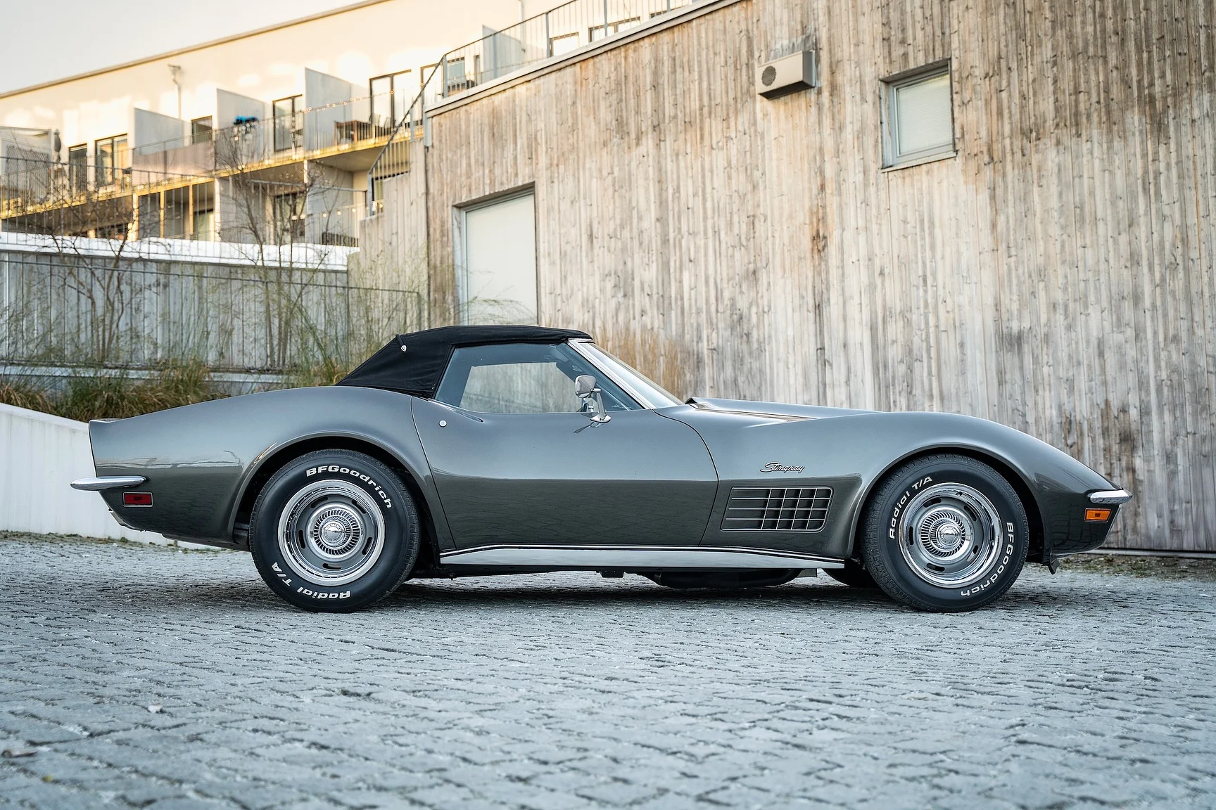 Exteriörbild på 1971 Chevrolet Corvette Stingray Special 598 cui V8 795 hk (3)