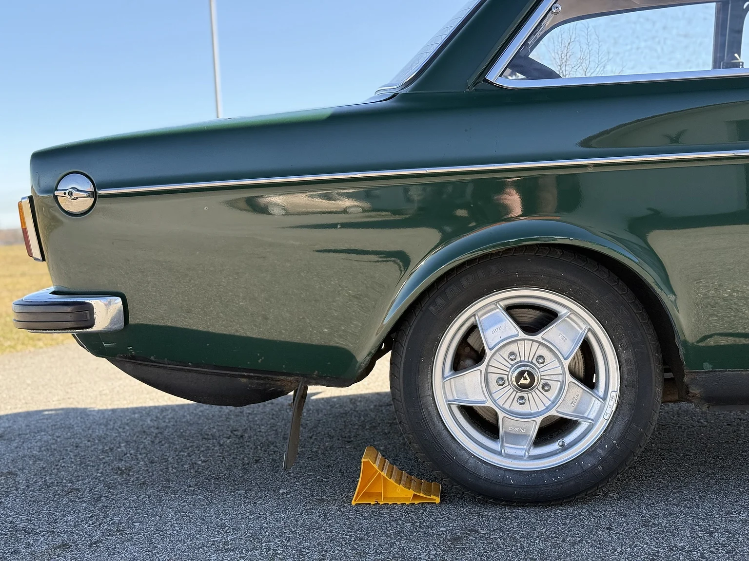 Aussenfoto 1973 Volvo 142 2.0 Deluxe (27)