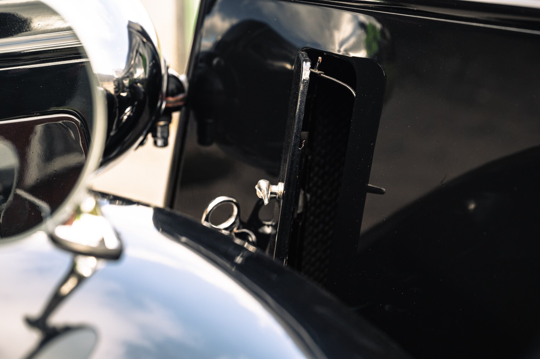Exterior image of 1937 Austin Ten-Four 10-4