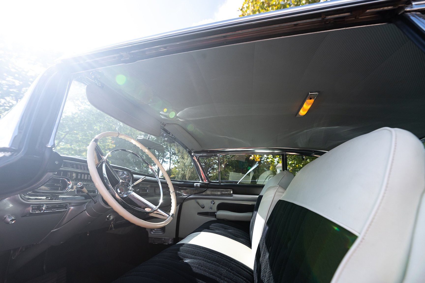Innenraumfoto von 1958 Cadillac Coupe de Ville