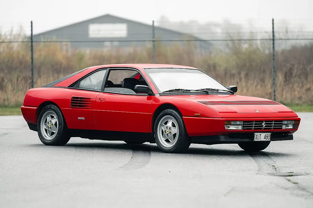 Exteriörbild på 1992 Ferrari Mondial (3)