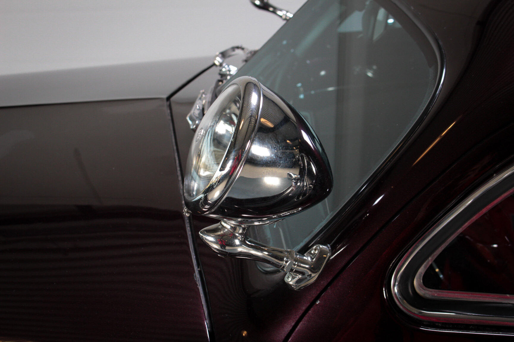 Exterior image of 1951 Lincoln Cosmopolitan 