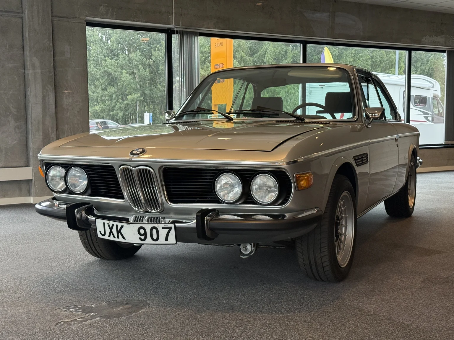 Exteriörbild på 1972 BMW E9 3.0 CSI (5)