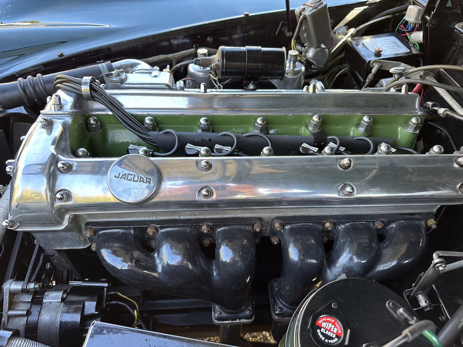 Image of 1958 Jaguar XK150 mechanics