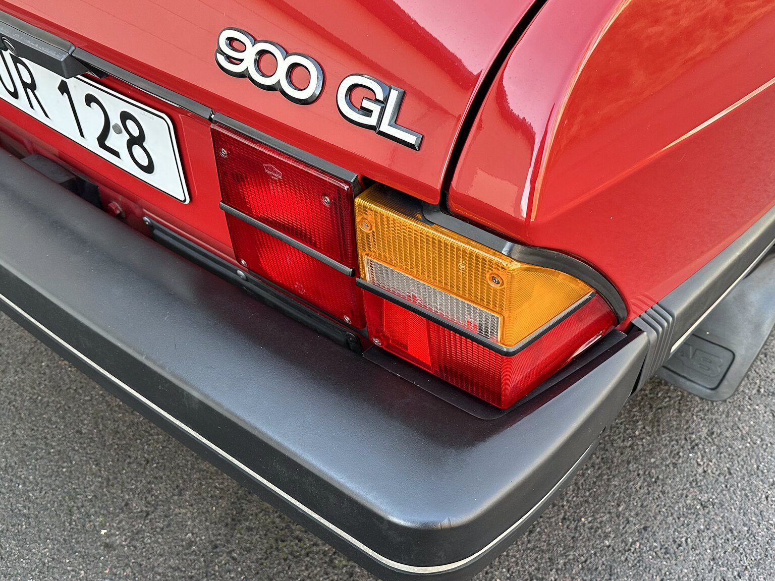 Aussenfoto 1984 Saab 900 GL