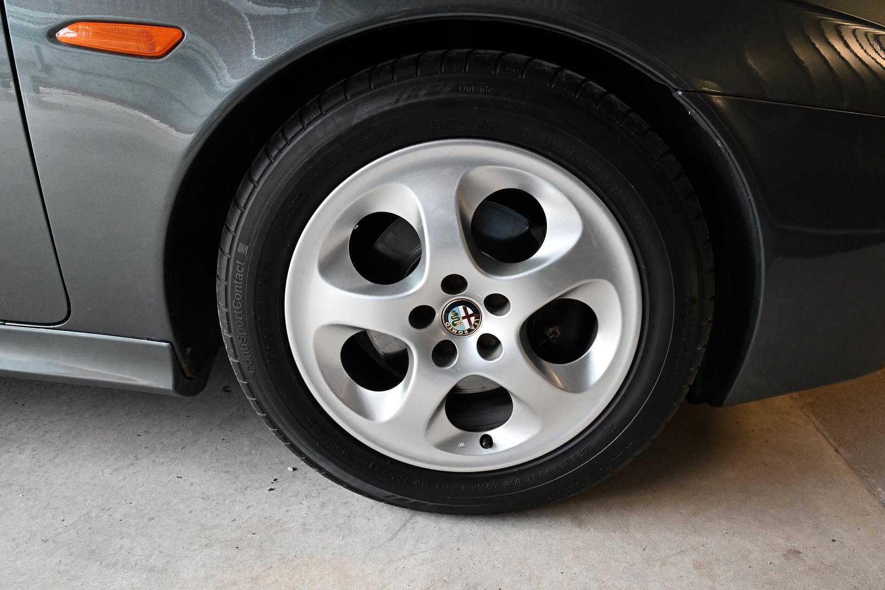 Exteriörbild på 2000 Alfa Romeo 156 Sportwagon TS Selespeed Distinctive