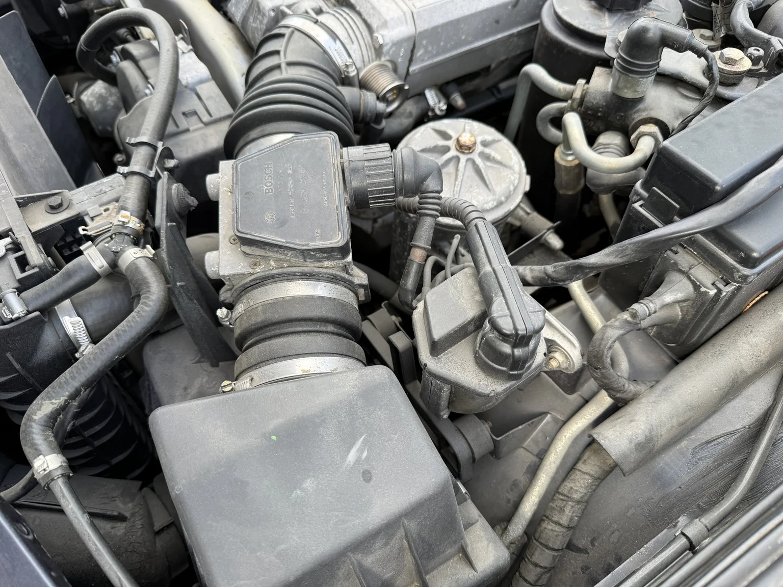 Image of 1990 BMW 750i (26) mechanics
