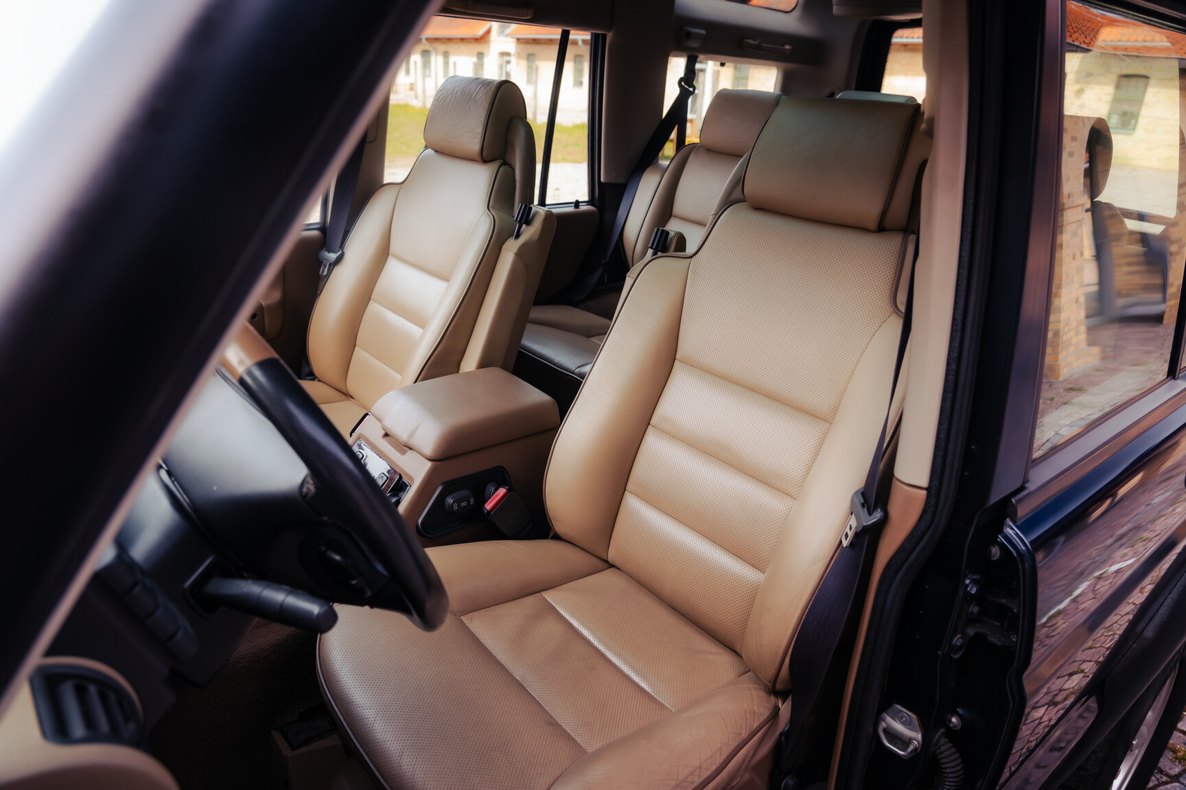 Innenraumfoto von 1999 Landrover Discovery II V8