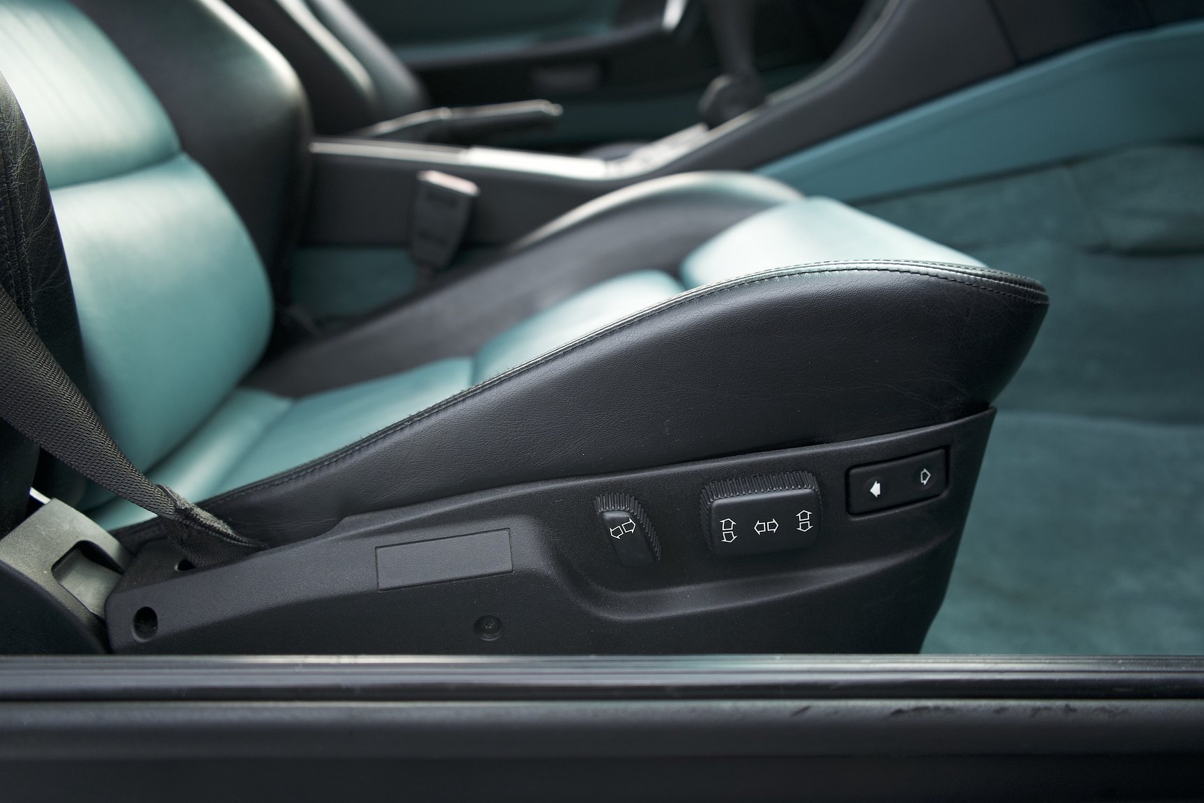 Interiörbild 1992 BMW 850i 6-speed manual - NO RESERVE