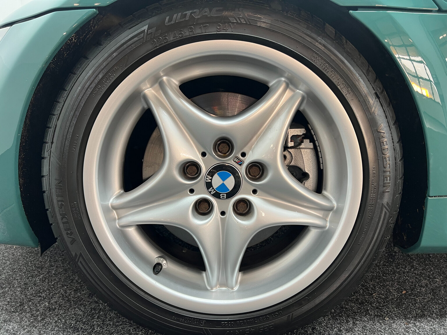 Aussenfoto 2000 BMW Z3 Coupé 3.0