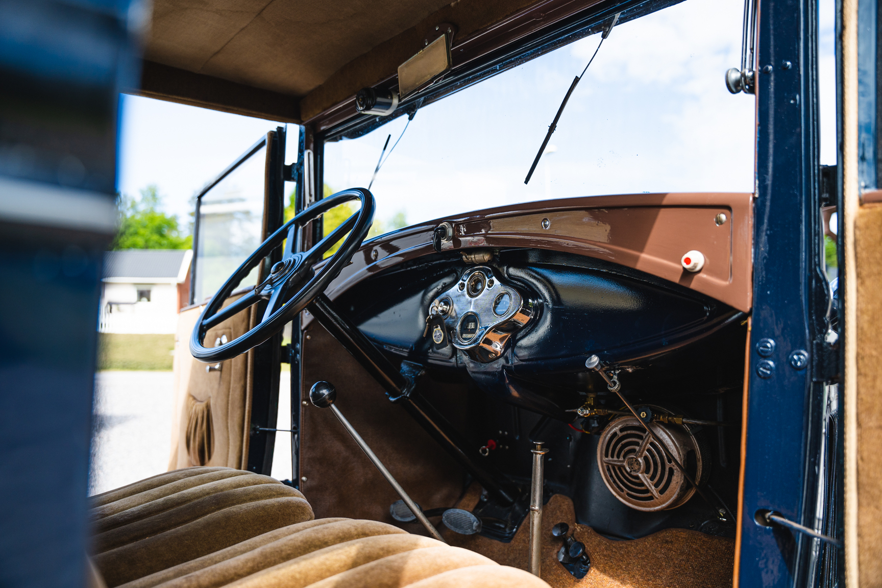 Interiörbild 1931 Ford A Luxe Sedan (5)