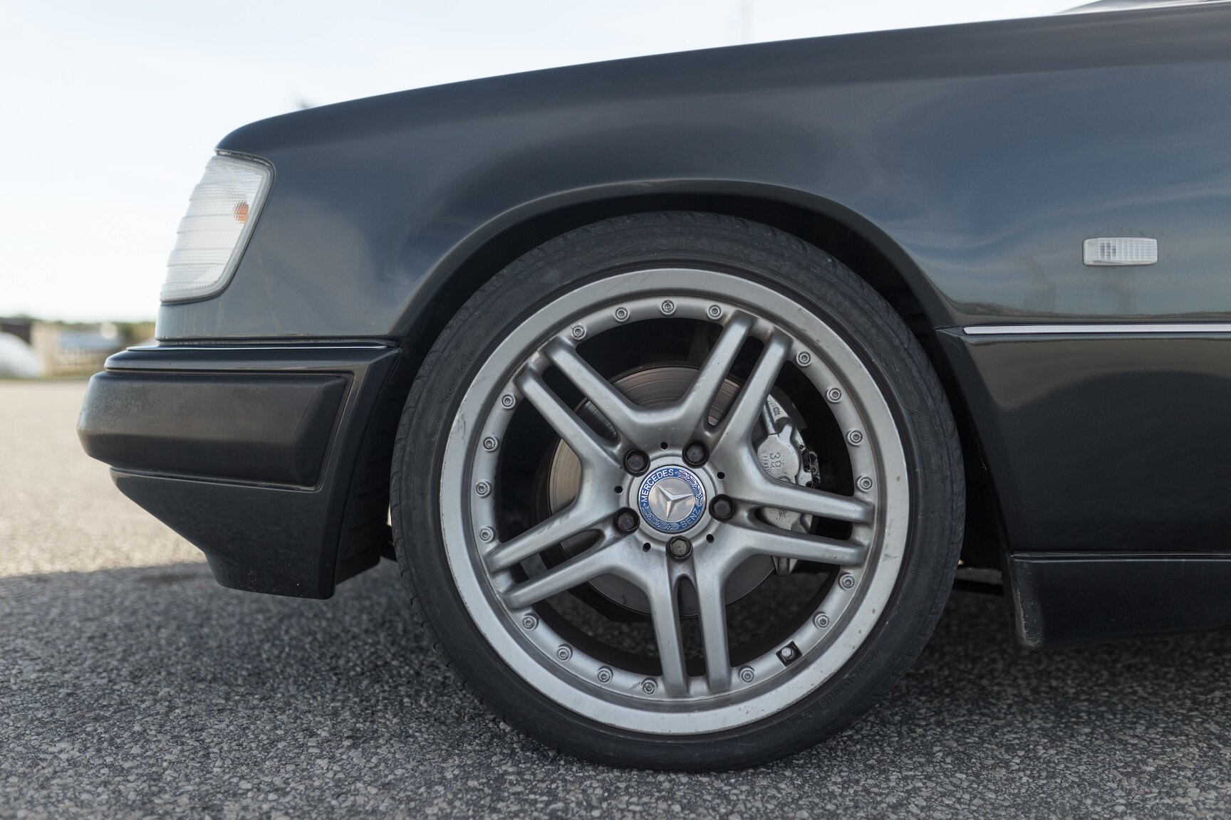 Aussenfoto 1993 Mercedes-Benz 300 CE-24 Cabriolet