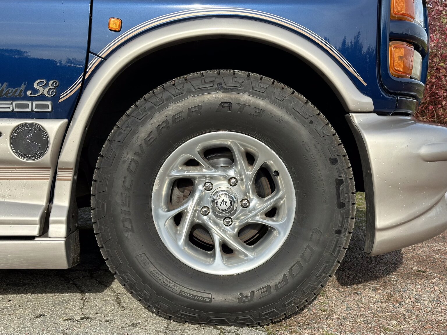 Aussenfoto 2000 GMC Savana G1500 Conversion Van