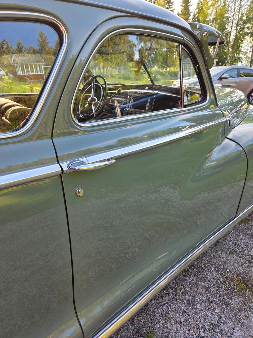 Exterior image of 1948 Chrysler Windsor Club Coupé
