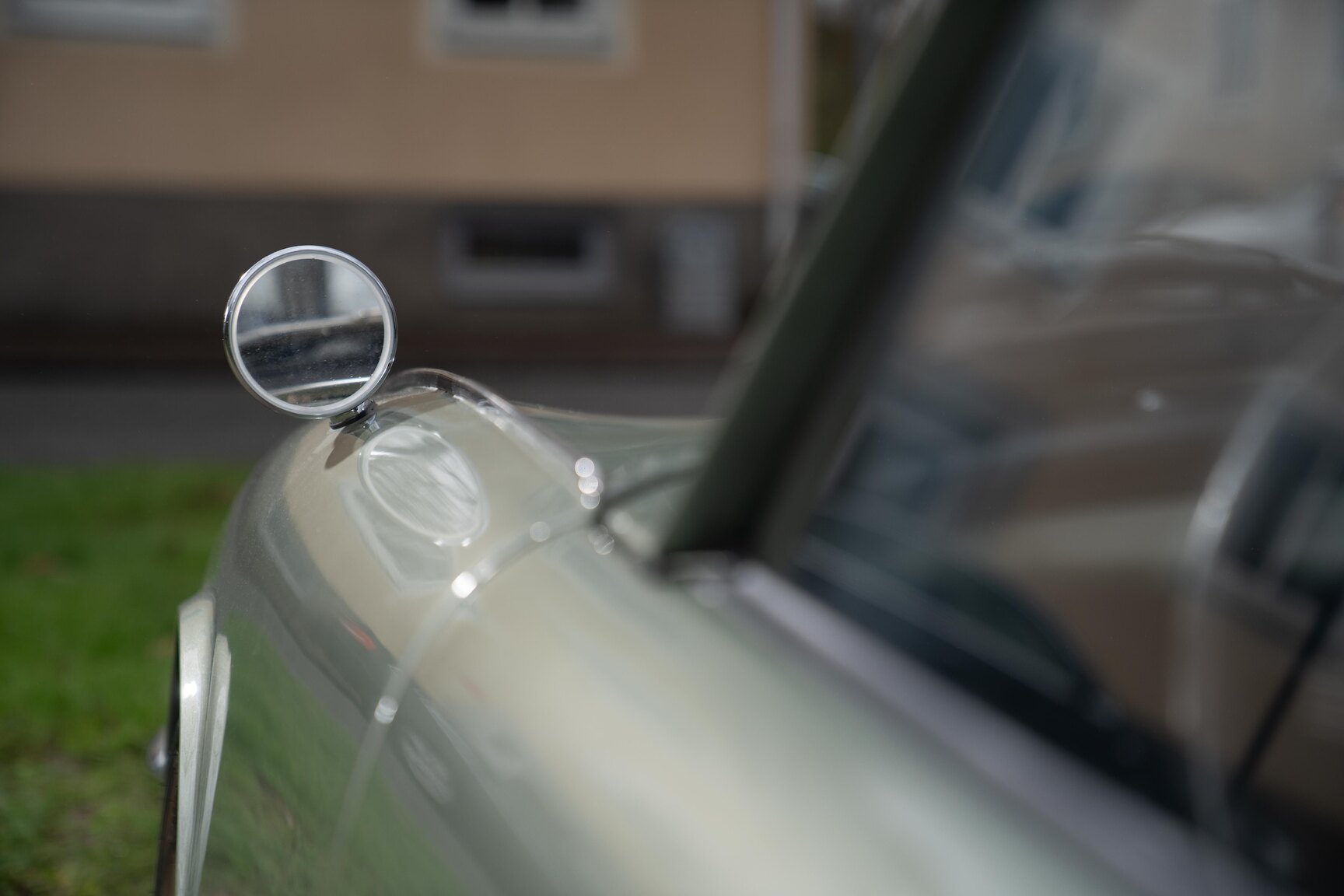 Aussenfoto 1968 Triumph Spitfire