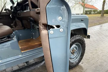 #<Image:0x00007f2fd94cb7c8>